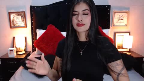 Snapshot of nicole_duran3095 chatting on December 2024 04:31:02 AM Nick online show from December 2024 04:31:02 AM