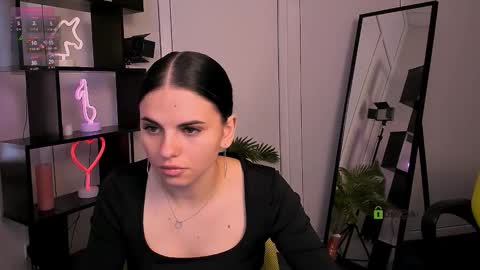 nicole_muah online show from November 2025 07:07:01 AM