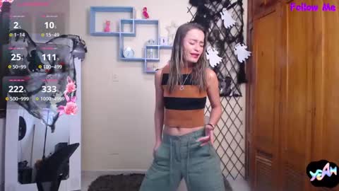 Nicole Santana online show from October 2025 10:39:02 PM