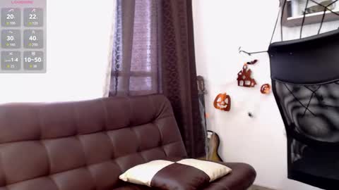 nicoledance69 online show from October 2025 07:05:01 PM