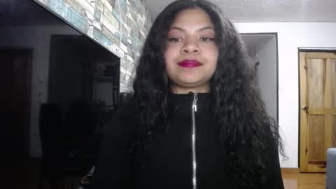 Snapshot of nicoleebon chatting on September 2025 11:37:01 PM Nicole online show from September 2025 11:37:01 PM