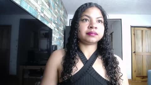 Snapshot of nicoleebon chatting on September 2025 02:06:02 PM Nicole online show from September 2025 02:06:02 PM