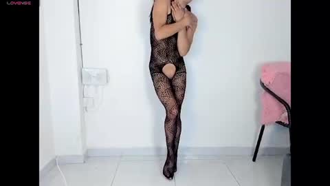 Snapshot of nicolefluffypussy chatting on July 2026 05:29:02 PM Nicole jaymes online show from July 2026 05:29:02 PM