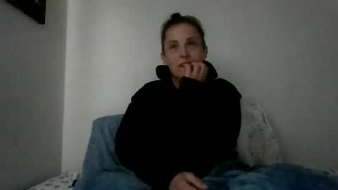 Nicole online show from March 2026 11:31:02 PM