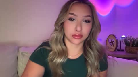 Snapshot of nicolelovesyou444 chatting on May 2026 10:43:01 AM nicolelovesyou444 online show from May 2026 10:43:01 AM