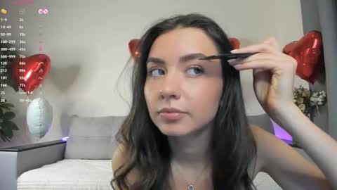 Snapshot of nicoleluuv chatting on February 2025 04:09:02 PM Dua Lipa online show from February 2025 04:09:02 PM