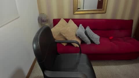 Nicolettcolin  online show from February 2026 06:50:01 PM