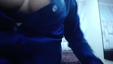 Snapshot of nicoljaramillo618307 chatting on January 2025 10:41:02 PM NICOL-JARAMILLO online show from January 2025 10:41:02 PM
