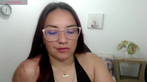 nicoll  online show from May 2026 03:52:01 PM