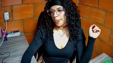 Nicoll Williams online show from February 2025 08:31:01 PM