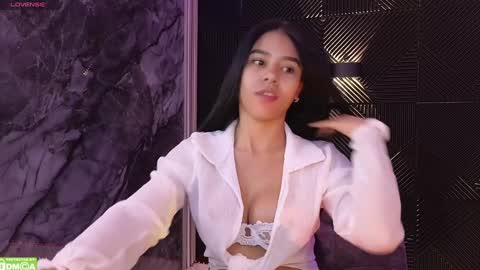 Snapshot of nicollbashel chatting on December 2024 10:50:02 AM Nicoll  Independent model online show from December 2024 10:50:02 AM