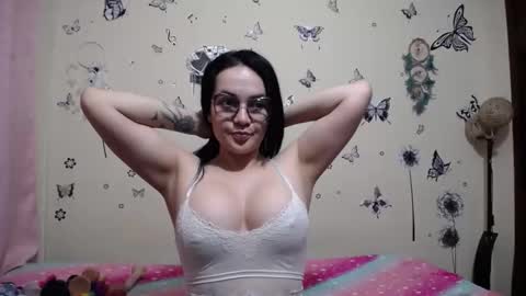 nicolle_sky online show from March 2026 08:32:02 AM