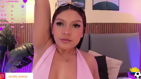 NICOLLE EVANS online show from June 2026 12:20:01 PM