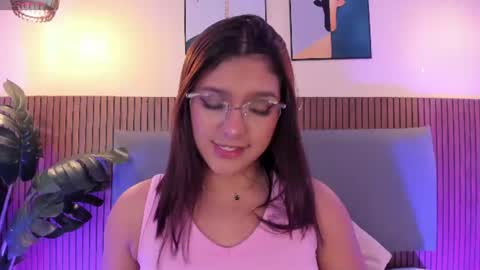 NICOLLE EVANS online show from July 2026 12:13:01 PM