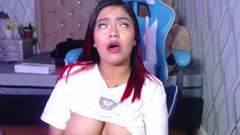 Nicolle Miley online show from February 2025 11:54:01 AM