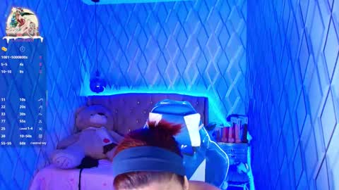 Nicolle Miley online show from November 2025 03:23:01 AM