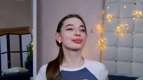 NicolRos online show from January 2025 06:49:01 PM