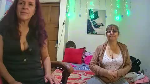 nicoltatiana_ online show from December 2025 11:45:01 PM