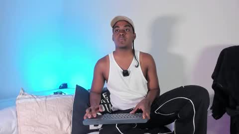 Snapshot of nicoymark1 chatting on March 2026 10:32:02 AM Nico y Mark online show from March 2026 10:32:02 AM