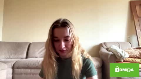 Mila online show from October 2025 09:23:01 AM