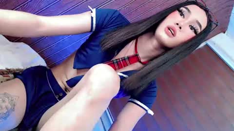 night_crystal1111 online show from June 2026 06:51:01 PM