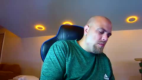 nightlifecouple online show from September 2025 02:11:02 AM