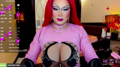 Snapshot of nightmare_natalia chatting on December 2024 09:17:01 PM Natalia online show from December 2024 09:17:01 PM