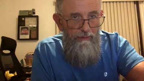 nightmoves1970 online show from October 2025 04:13:01 AM