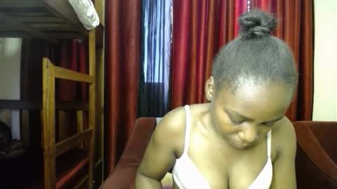 Tina online show from October 2025 10:38:01 AM