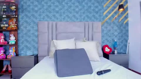Snapshot of niiamoore_ chatting on May 2026 03:50:02 PM NiiaMoore online show from May 2026 03:50:02 PM