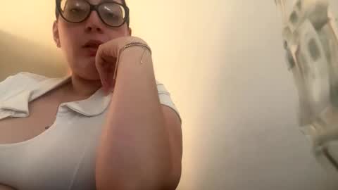 Anni online show from March 2026 08:34:02 PM