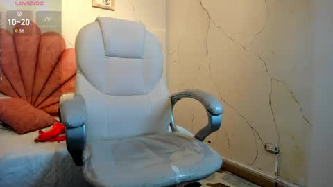 Anni online show from April 2026 10:40:02 AM