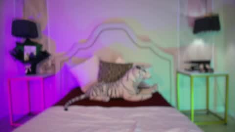 nicole online show from April 2026 03:59:01 PM