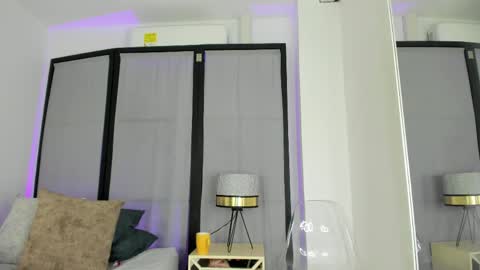 Snapshot of niicole_steele chatting on May 2026 08:03:02 PM Niicole online show from May 2026 08:03:02 PM