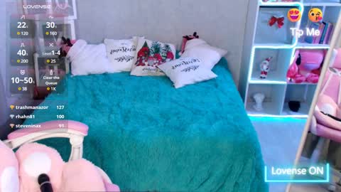 Nicole  online show from December 2024 09:17:02 AM