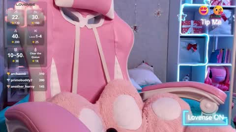 Nicole  online show from January 2025 01:09:02 PM