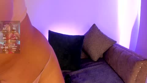 niina26_ online show from April 2026 01:41:01 PM