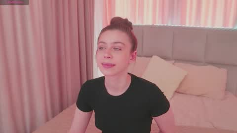 Snapshot of nikaletta chatting on May 2026 09:49:01 AM Nika online show from May 2026 09:49:01 AM
