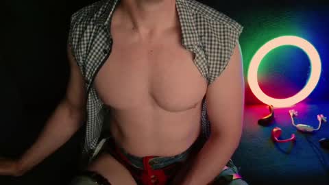 Snapshot of nikitin21 chatting on May 2026 01:46:01 AM Sasha online show from May 2026 01:46:01 AM