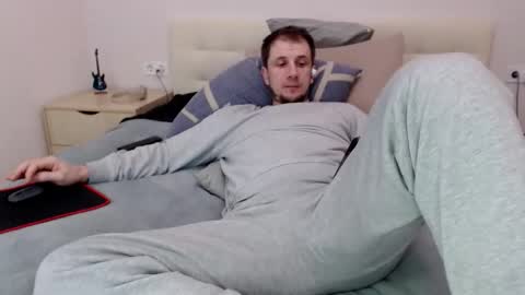 Nick online show from February 2026 06:12:01 PM