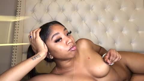 NikkiB online show from February 2025 04:23:01 AM