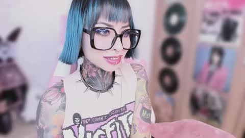 Nikki Ramone   online show from March 2026 11:27:01 AM