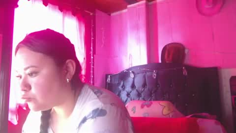 Snapshot of nikkirous_ chatting on July 2026 03:26:02 PM Nikkirous online show from July 2026 03:26:02 PM