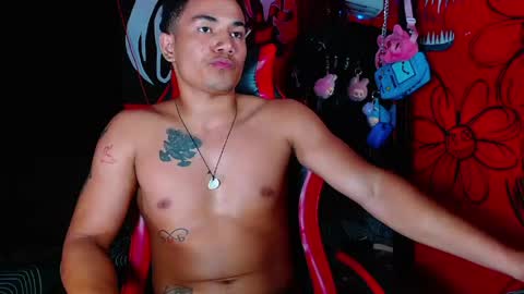 nikkithebeastx online show from April 2026 12:02:02 AM