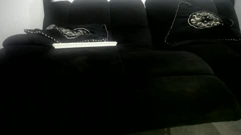 Niquita Sparkles online show from November 2025 06:18:02 PM