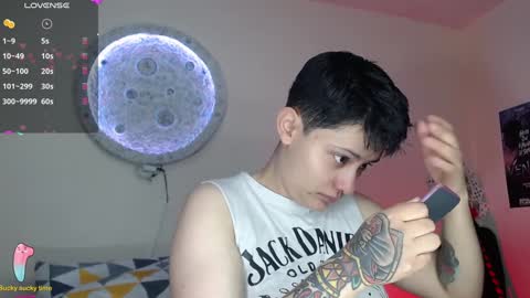Snapshot of nikky_tomboy444 chatting on January 2025 01:25:02 PM Nikky online show from January 2025 01:25:02 PM