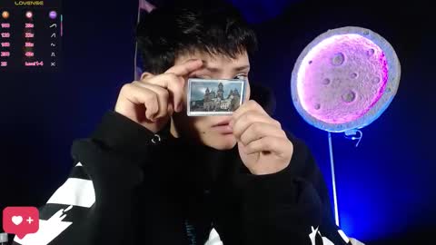 Nikky online show from March 2026 12:53:02 PM