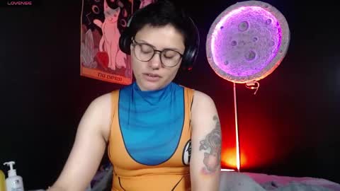 Nikky online show from April 2026 02:51:02 PM