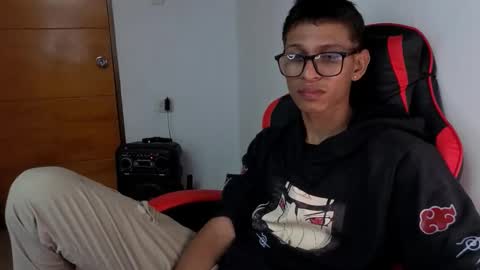 Snapshot of niklaus_wolf chatting on March 2026 02:03:01 AM niklaus_wolf online show from March 2026 02:03:01 AM