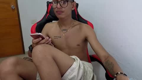 Snapshot of niklaus_wolf chatting on March 2026 05:03:01 AM niklaus_wolf online show from March 2026 05:03:01 AM